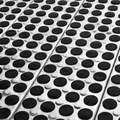 Bouchons pour marches d'escaliers pour piscines Ø38mm trou ø15-16mm - Noir